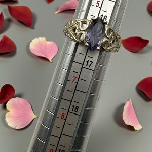 Sterling silver amethyst ring 5.5 Weight: 7.42 G